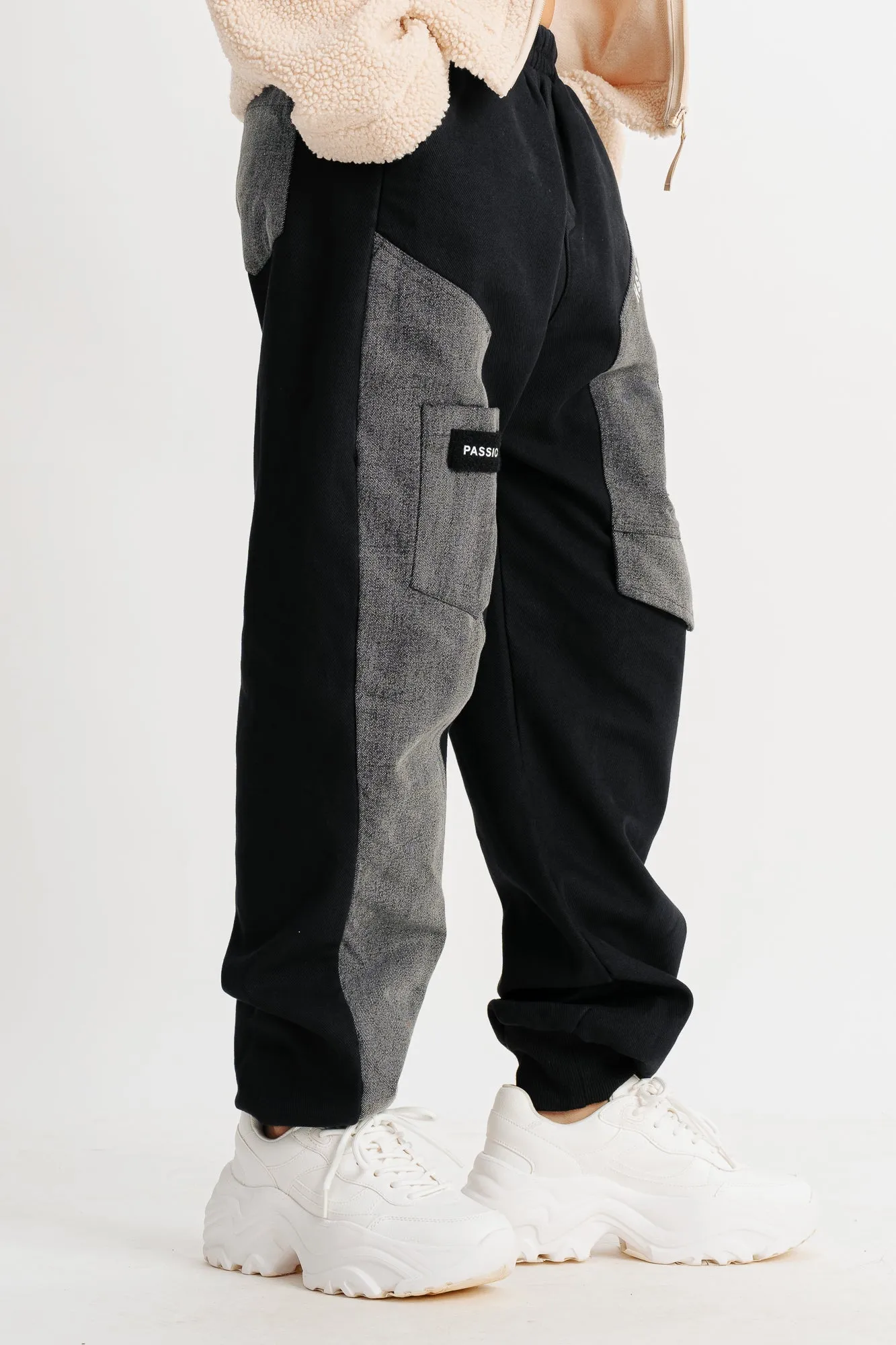 Black Elastic Waist Jogger Jeans