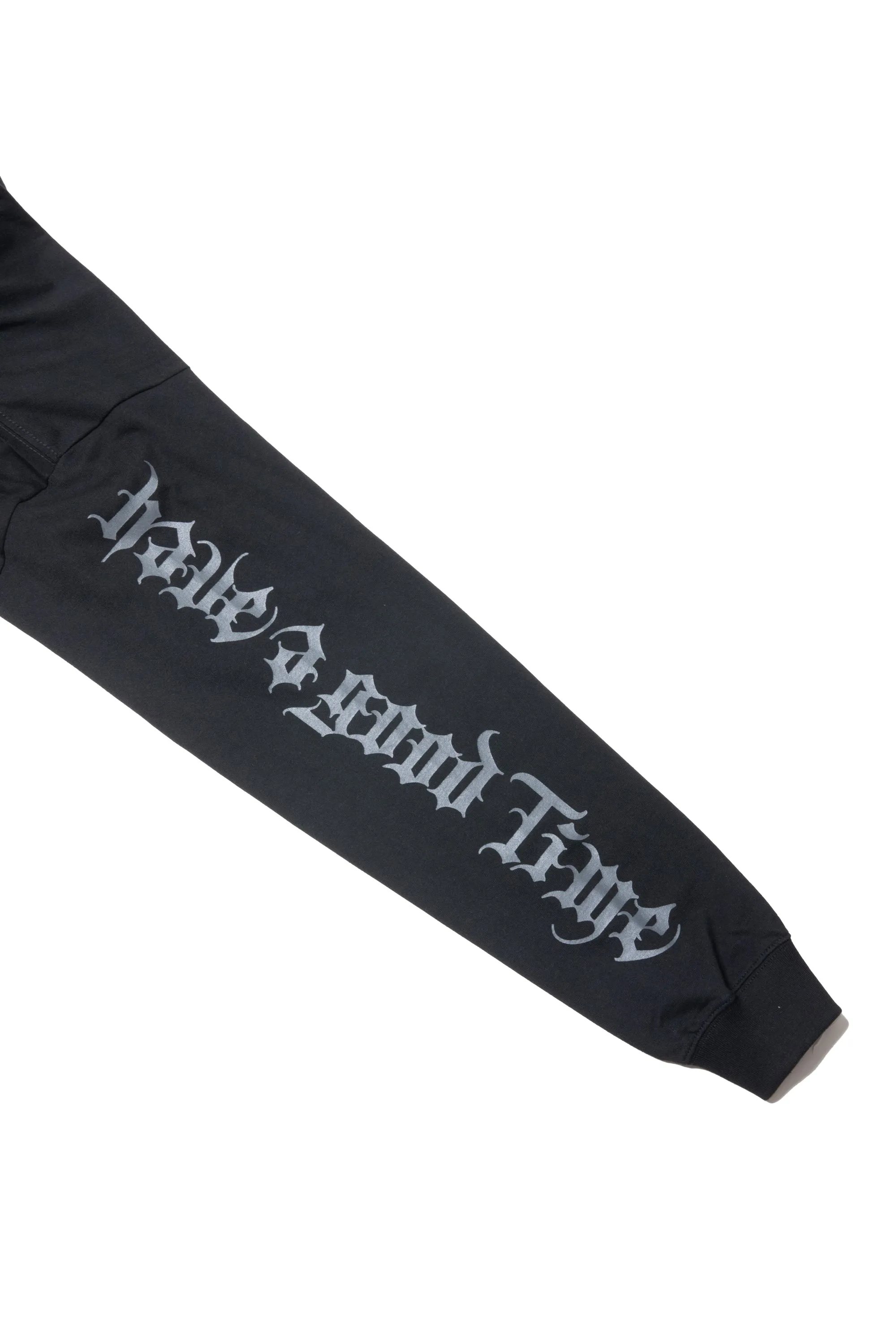 GOTHIC OLD ENGLISH ARM SIDE LOGO L/S TEE BLACK