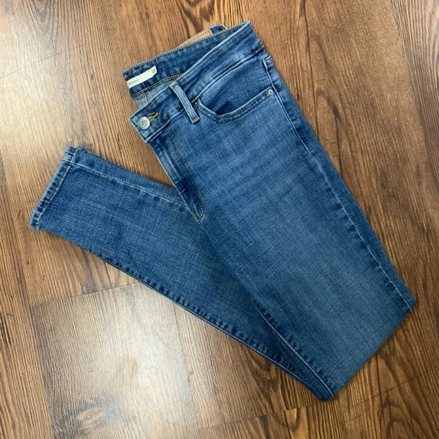 Levi's SIZE 8 Women's Jeans